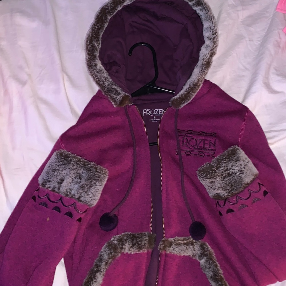 fur trim Pom pom zip up hoodie